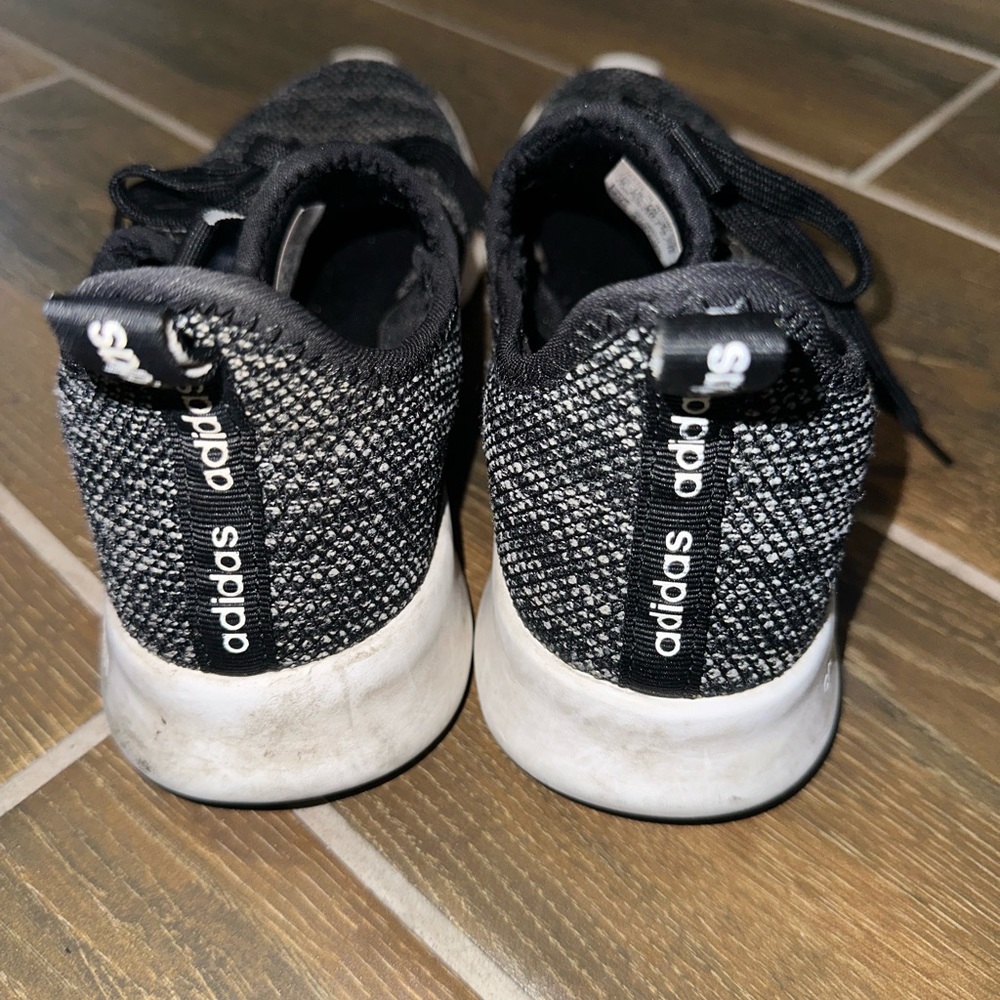 Adidas women’s sneakers - Picture 4 of 7